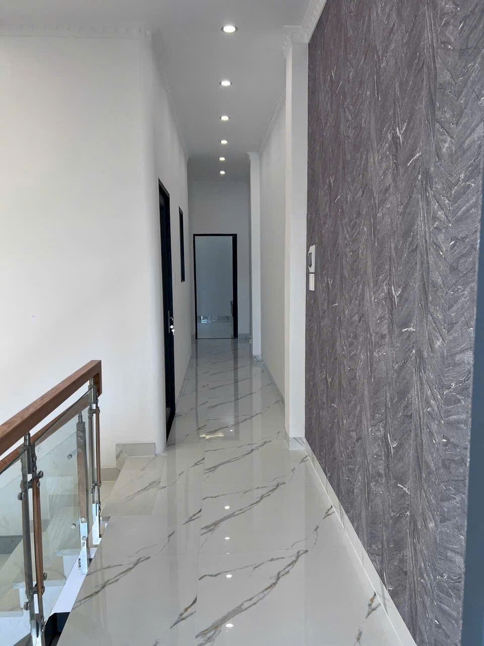 Bán 6 căn nhà xây đồng bộ mt đường Lê Thị Ty, Long Thượng dt 144m2 1 lầu,3pn,2wc giá 3,45 tỷ/căn 14