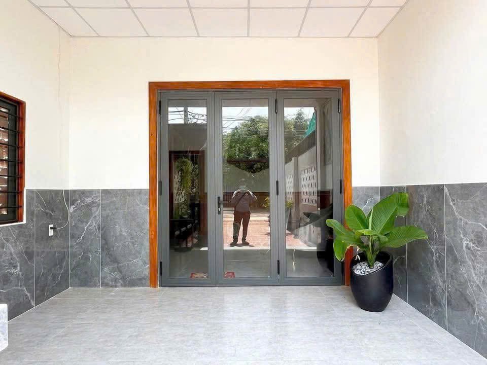 Bán nhà cấp 4 mặt tiền đường Tilip, thị trấn Đức Hòa dt 120m2 2pn, 1wc giá 1,85 tỷ 5