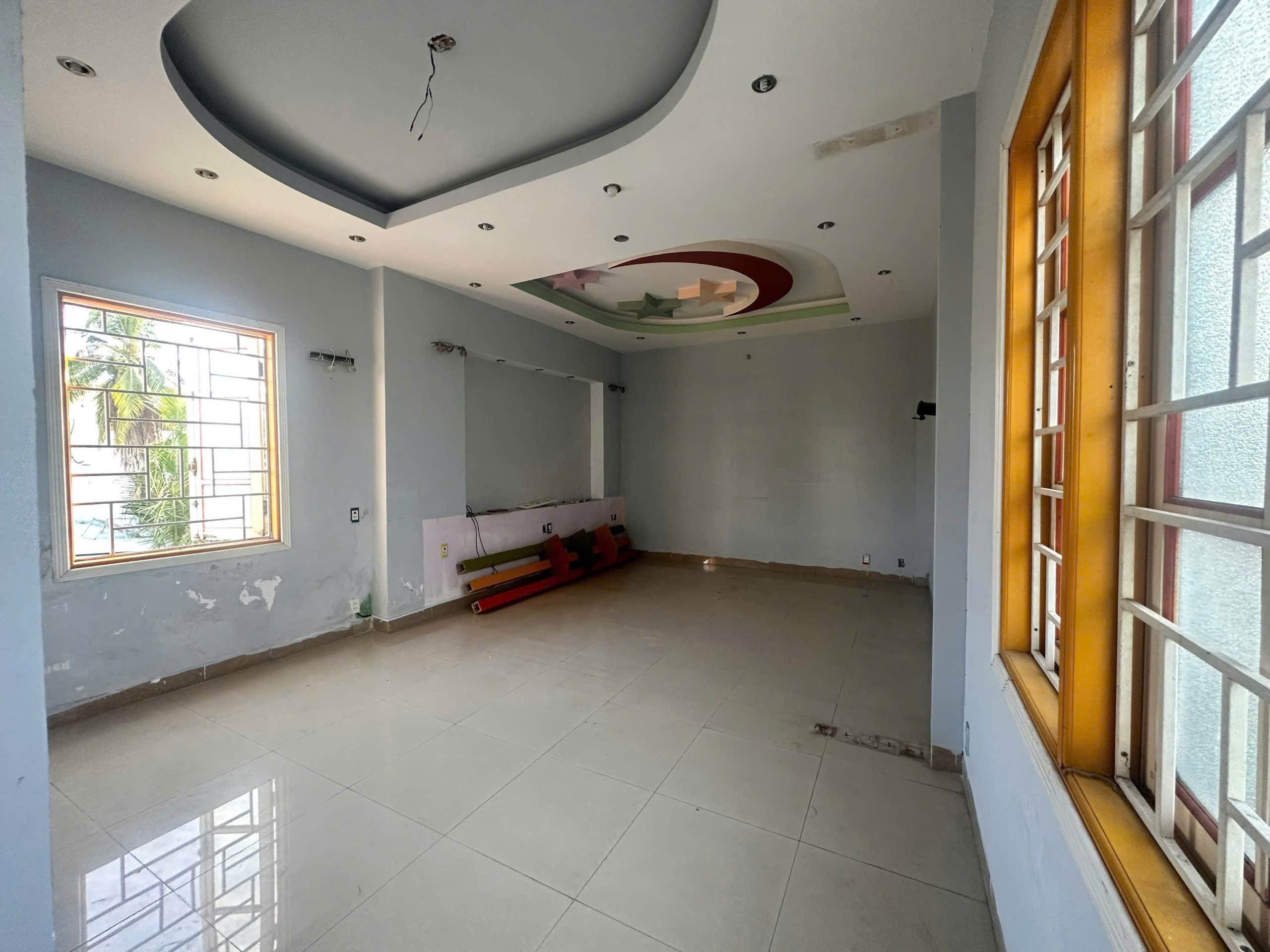 MẶT PHỐ - KINH DOANH QUẬN HẢI CHÂU - TP ĐÀ NẴNG CẦN BÁN GẤP 5