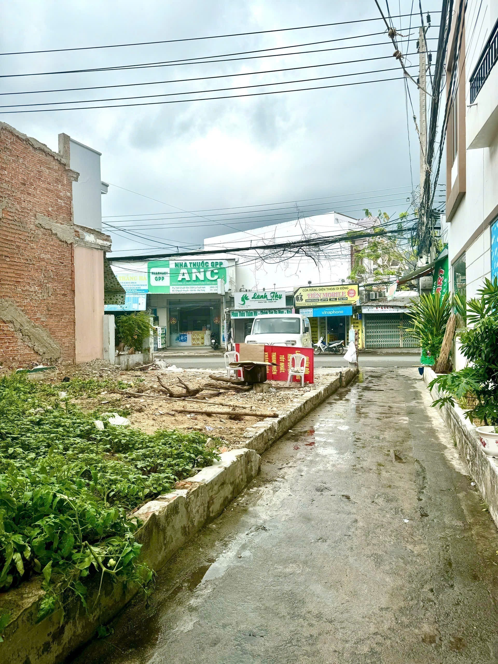 LÔ ĐẤT NỞ HẬU CHỈ SAU 1 CĂN NHÀ NGAY SÁT CHỢ VĨNH HẢI, BẮC NHA TRANG. 3