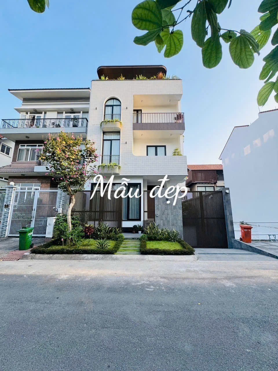 Cần bán Nhà mặt tiền Phường Thảo Điền, Quận 2, Diện tích 208m², Giá 65 Tỷ