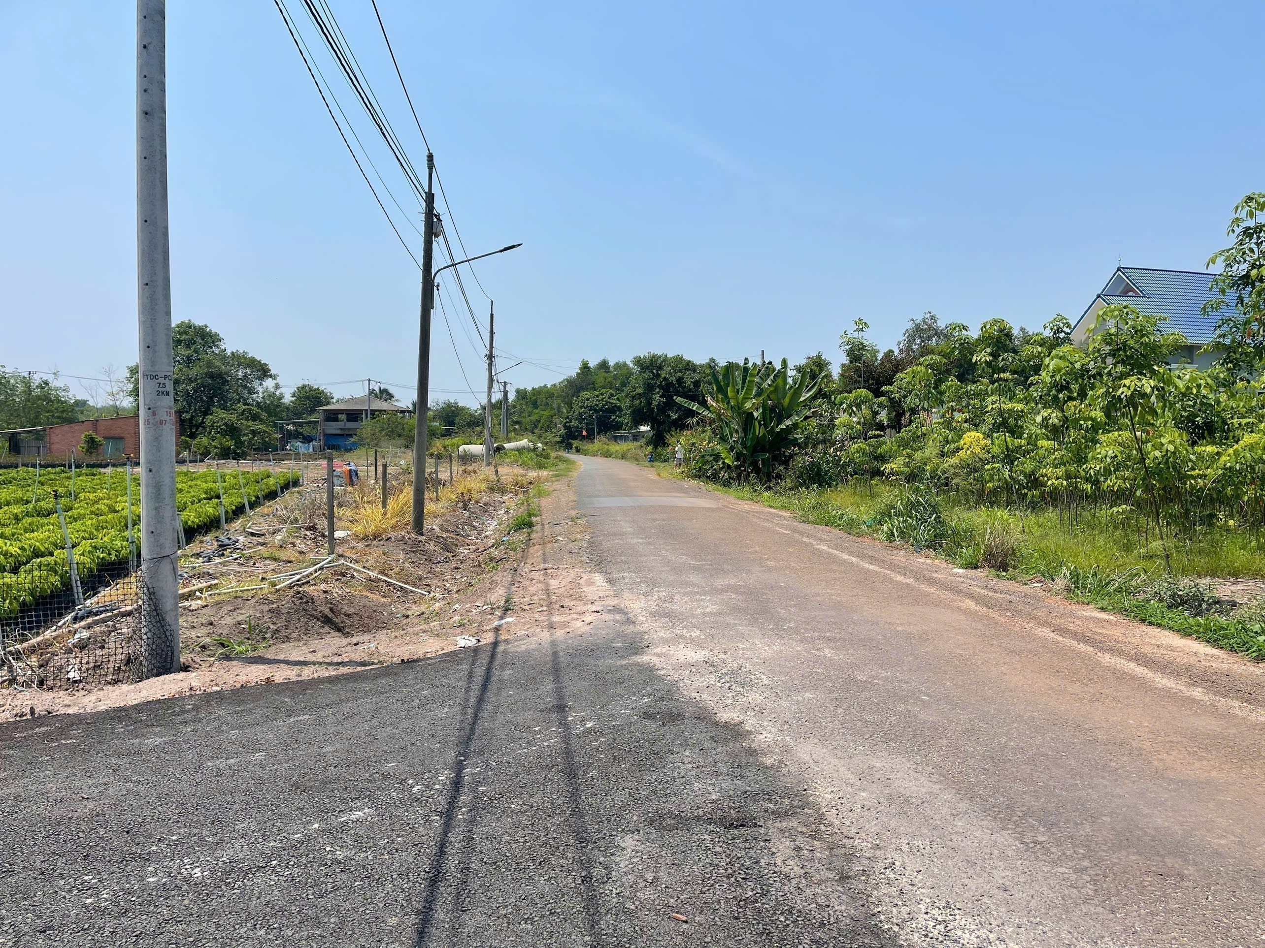 Cần bán lô đất ngay trung tâm Minh Long cách ngã tư Chơn Thành 2km 5
