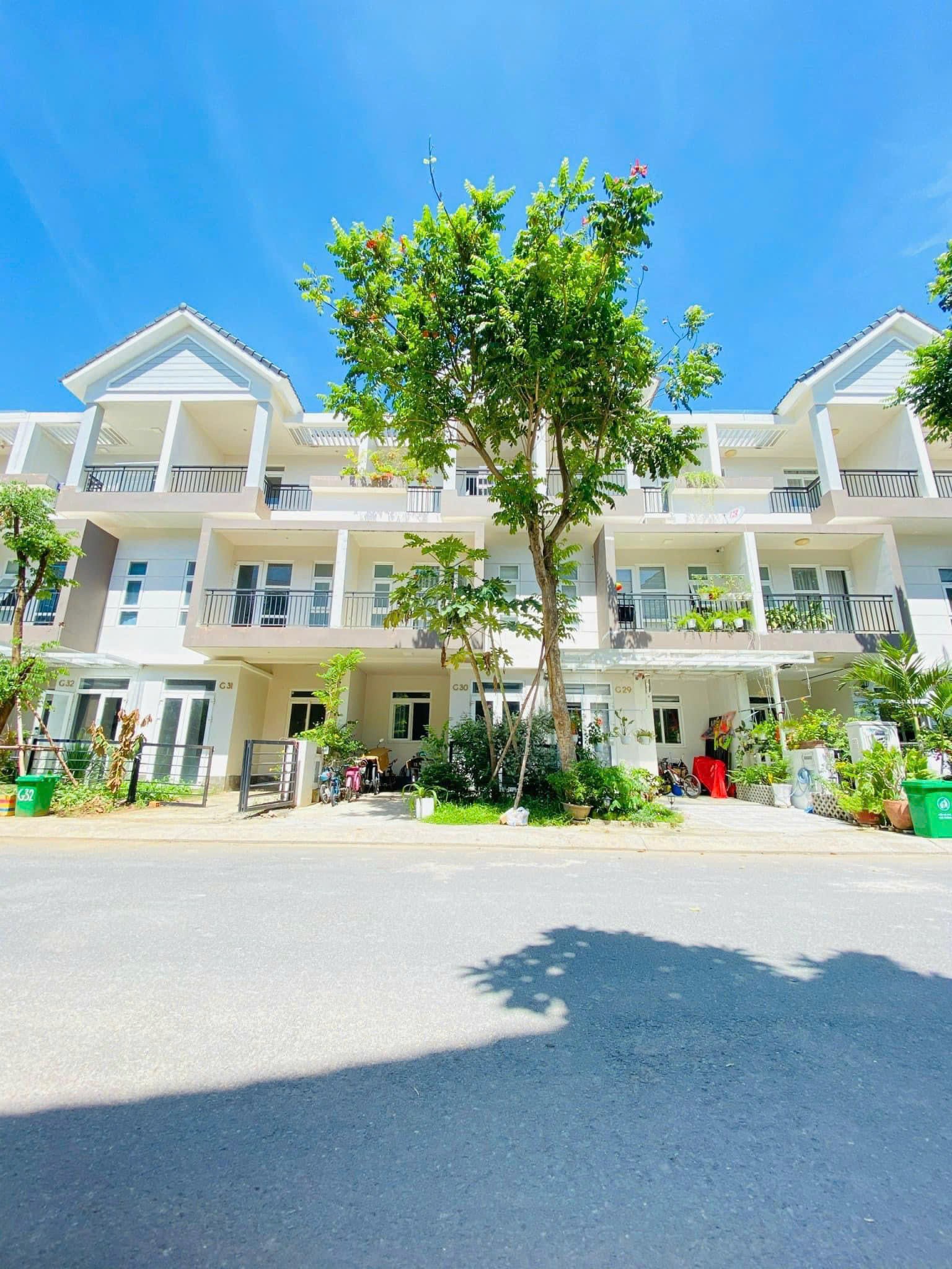 Cần bán Nhà mặt tiền Phường Phước Long B, Quận 9, Diện tích 75m², Giá 10 Tỷ 9