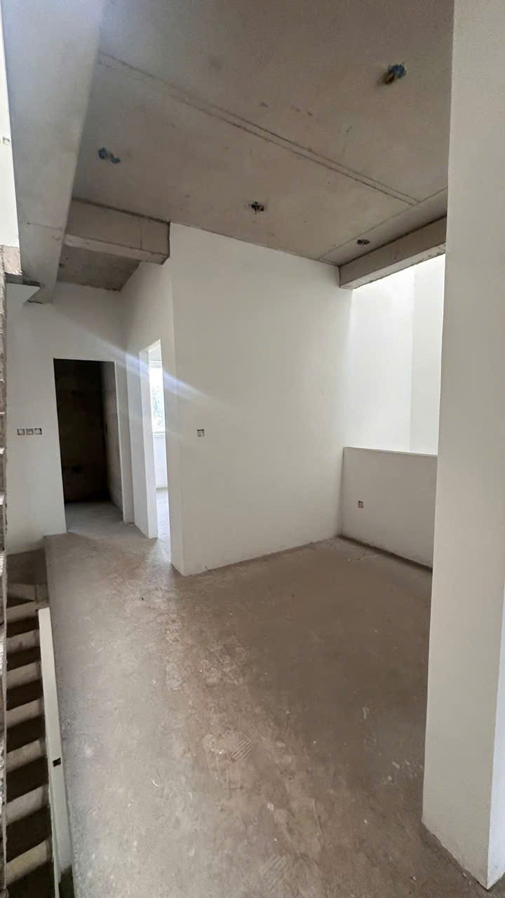 Cần bán Nhà mặt tiền Phường Trường Thạnh, Quận 9, Diện tích 90m², Giá 7.5 Tỷ