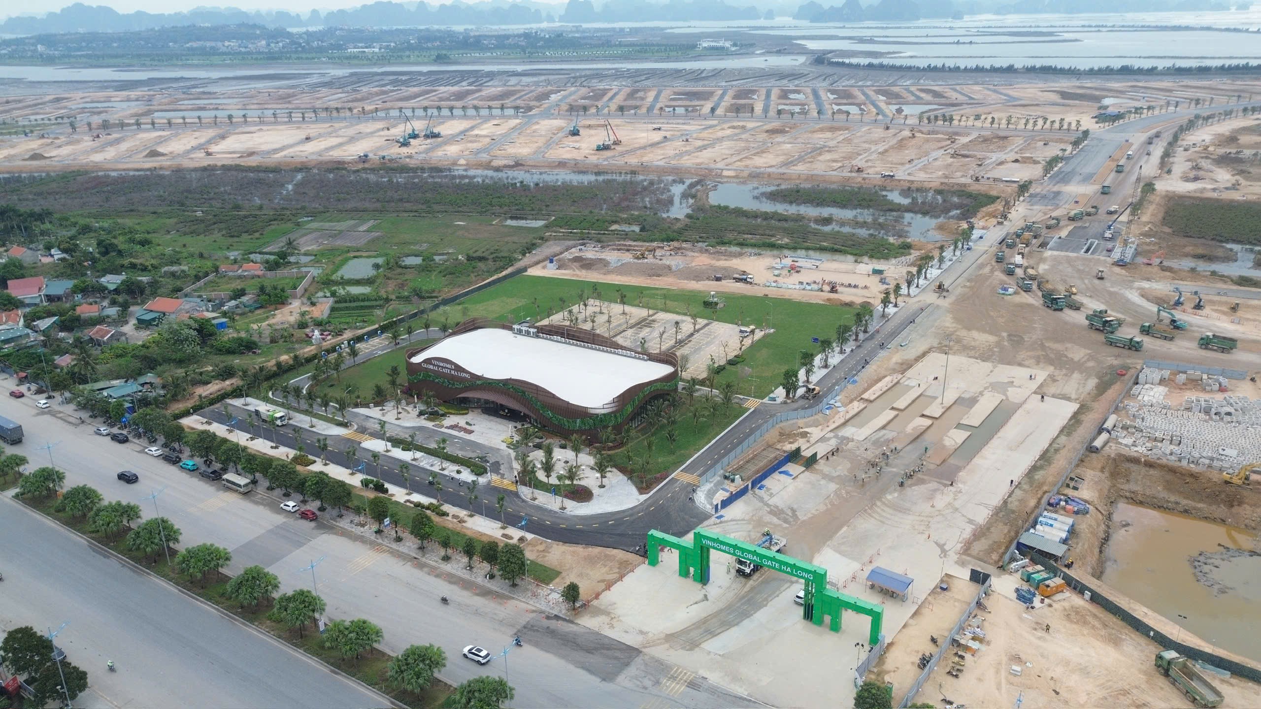 căn Biệt thự 150m2 xây 3 tầng giá 15 tỷ 5