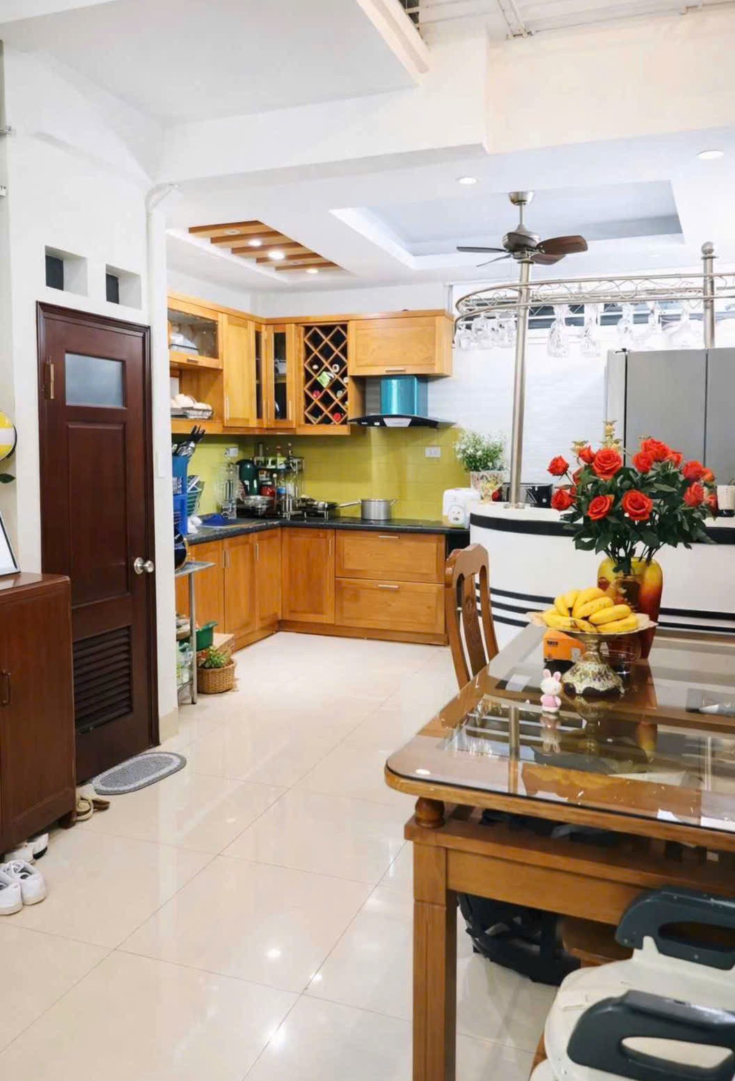 NGÕ HÒA BÌNH – DIỆN TÍCH 41M – NHÀ 3T – MT 4M – SÂN RỘNG – GIÁ CHỈ – 8.5 TỶ 2