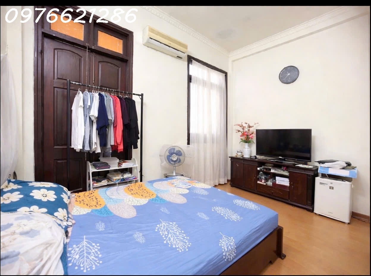 Hơn 5 Tỷ –Bán nhà dân xây Đức Giang – 32m² – Ô tô vào – 2 thoáng trước sau-gần Bình Minh garden 3
