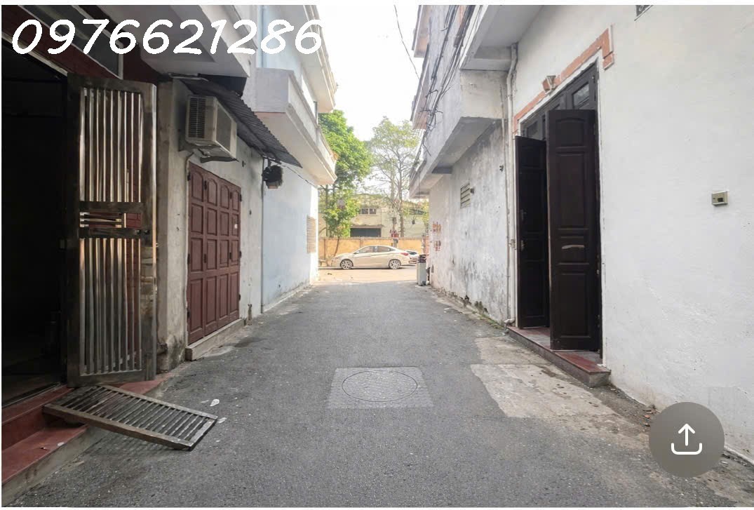 Hơn 5 Tỷ –Bán nhà dân xây Đức Giang – 32m² – Ô tô vào – 2 thoáng trước sau-gần Bình Minh garden