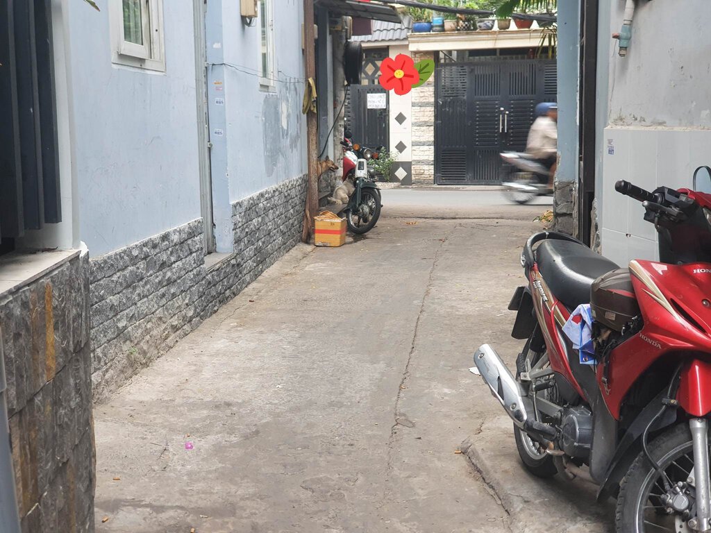 Nhà ngang hơn 3m Gò Vấp, hẻm xe hơi cách mặt tiền 3 bước chân chỉ nhỉnh 3 tỷ.