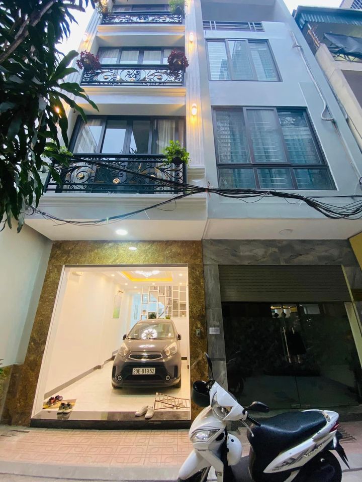 Bán nhà phố Lương Thế Vinh, Thanh Xuân, phân lô, ô tô vào nhà giá 6.38 tỷ