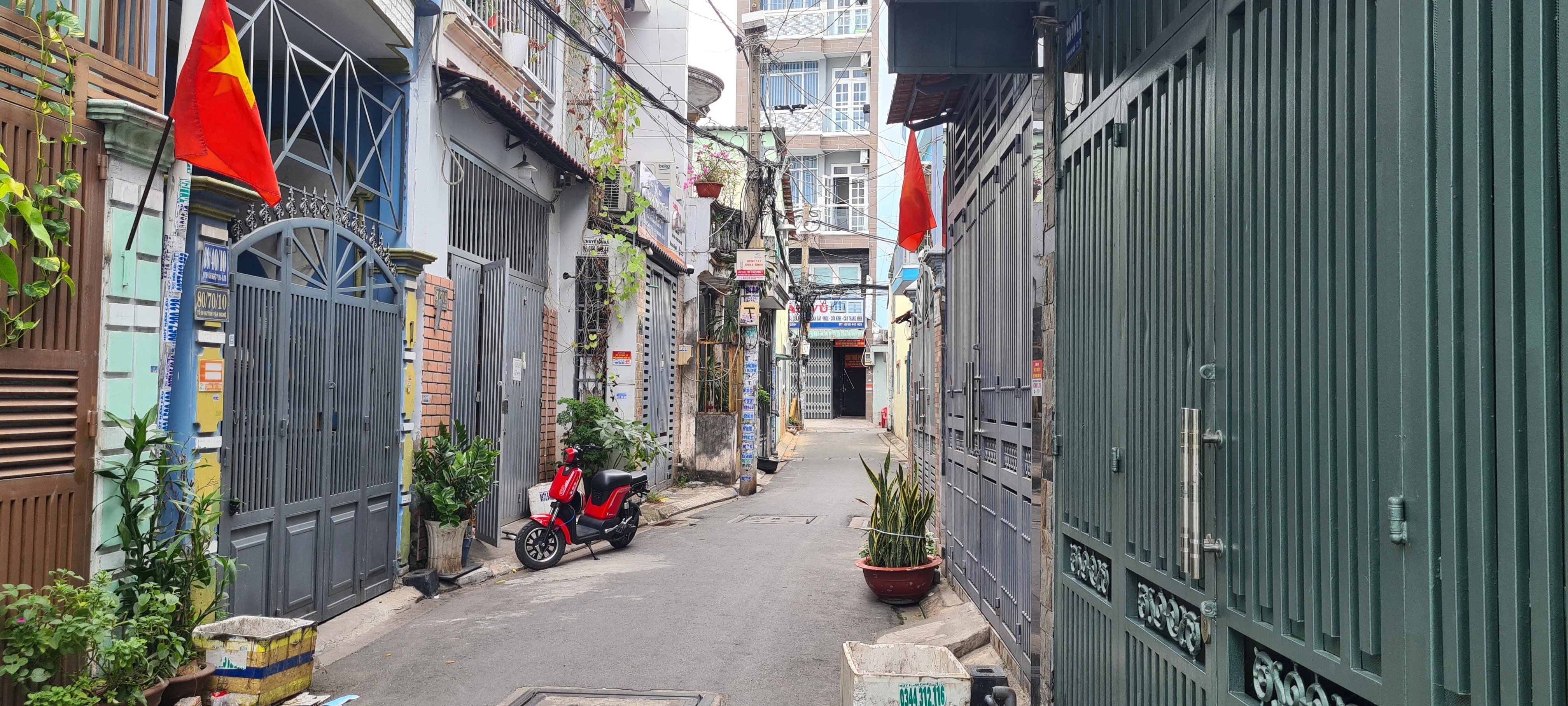 Cần bán Nhà mặt tiền đường Huỳnh Văn Nghệ, Phường 15, Diện tích 56m², Giá Thương lượng 2
