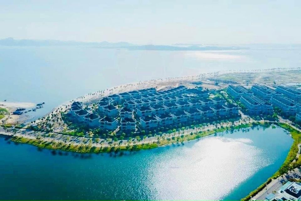 Cần bán Biệt thự dự án Grand Bay Hạ Long, Diện tích 330m², Giá Thương lượng 4