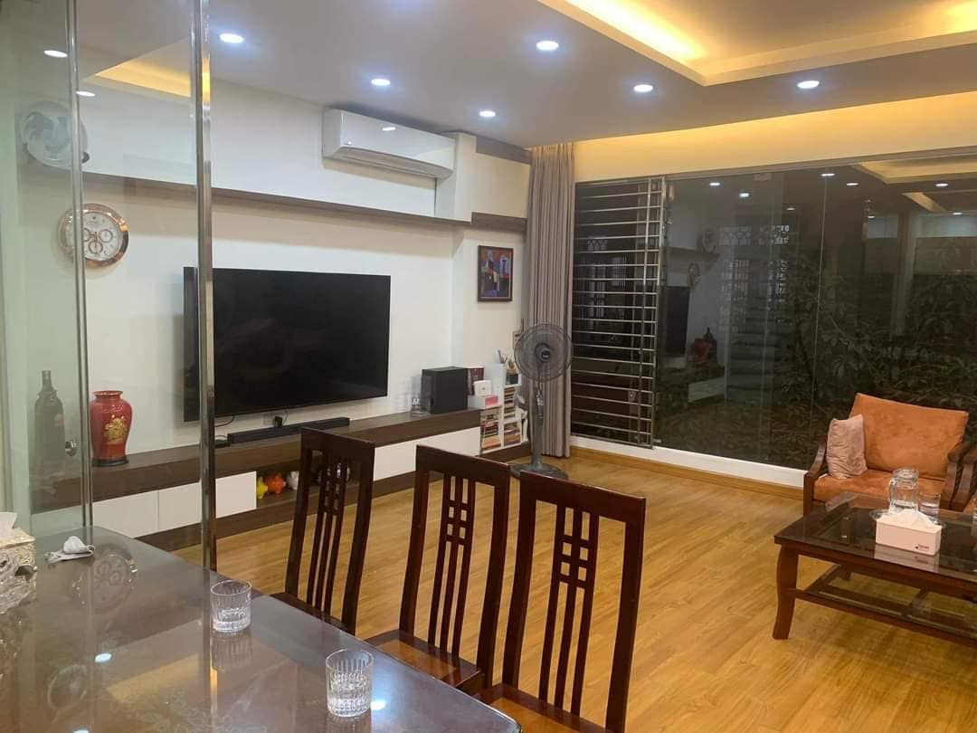 Cần bán Nhà ở, nhà cấp 4, nhà hẻm Phường Quan Hoa, Cầu Giấy, Diện tích 40m², Giá 8 Tỷ 9