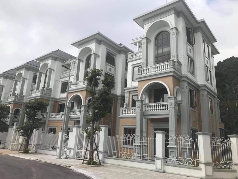 Cần bán Biệt thự đường Lê Hồng Phong, Phường Hồng Hải, Diện tích 230m², Giá Thương lượng 1
