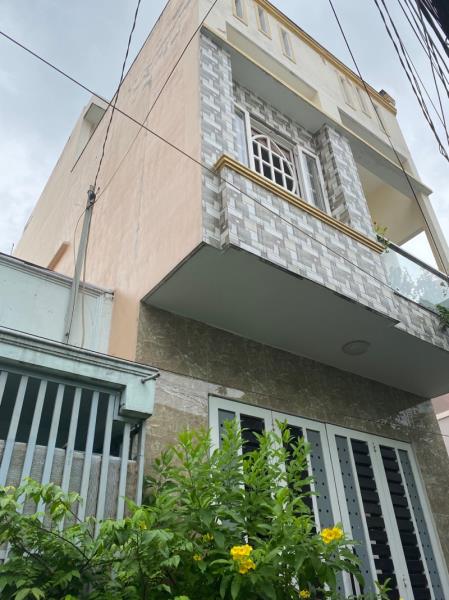 Nhà 3 tầng diện tích 80m2 Gò Vấp, xe hơi ngủ trong nhà chỉ tròn 6 tỷ.