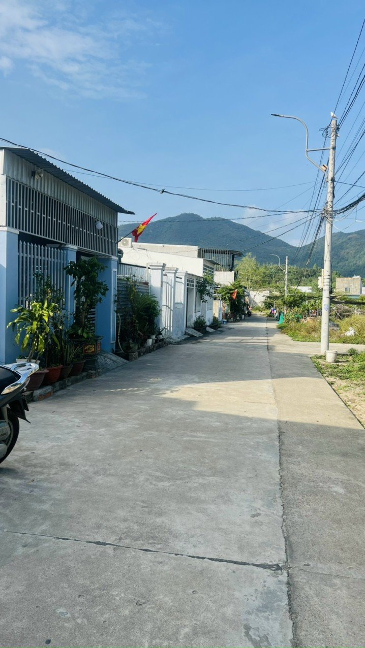 Cần bán Đất đường Nguyễn Tất Thành, Xã Phước Đồng, Diện tích 114m², Giá 1.3 Tỷ 2