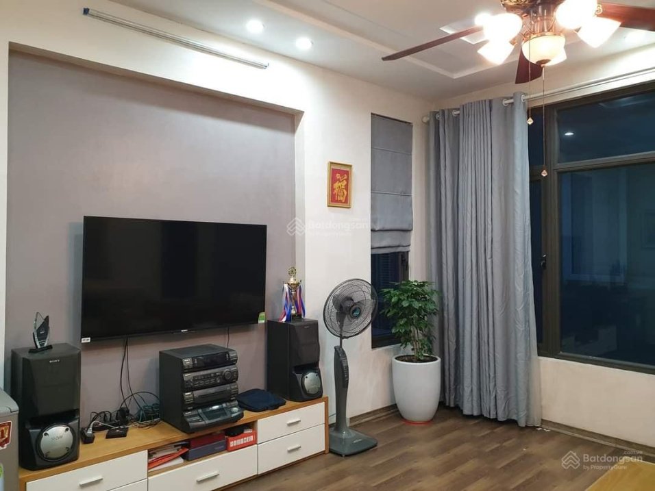 Cần bán Nhà mặt tiền đường Đội Cấn, Phường Ngọc Hà, Diện tích 75m², Giá Thương lượng 4