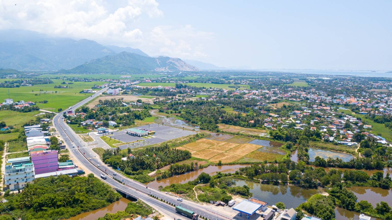 Đất đấu giá trung tâm thị trấn Vạn Giã, KKT Vân Phong, giá chỉ 1 tỷ full thổ cư. 5