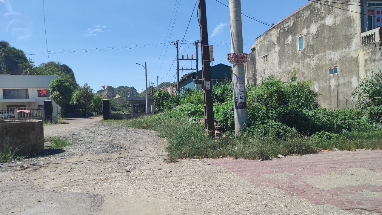 Cần bán Đất đường Quốc lộ 1A, Phường Nam Sơn, Diện tích 1100m², Giá 38 Triệu/m²