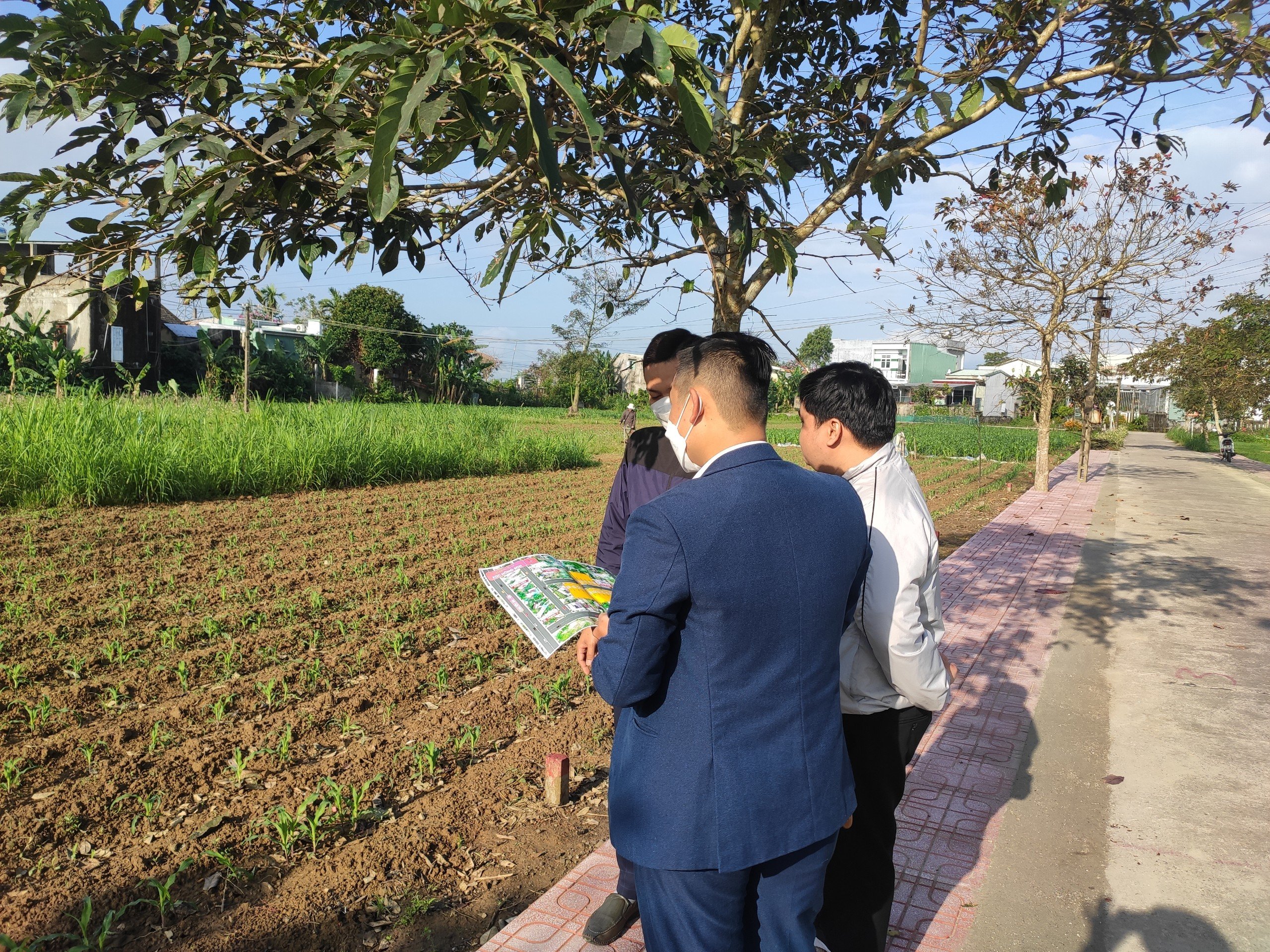 Đất Điện Bàn giá rẻ, giáp Đà Nẵng đối diện trường học, gần chợ, gần UBND  LH: 0918852552 6