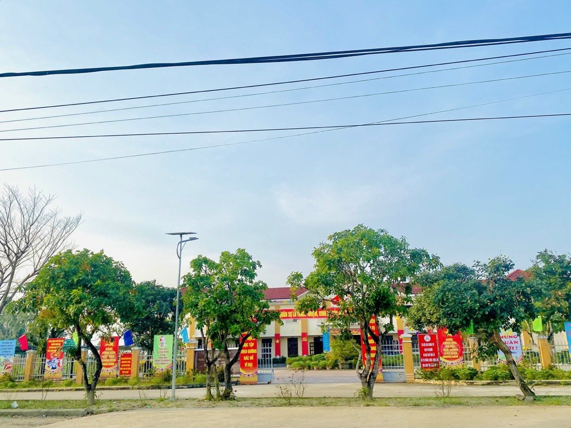 Cần bán lô đất Điện Bàn gần Đà Nẵng, giá 812tr/nền 130m2 đường rộng 6m  LH: 0918852552 3