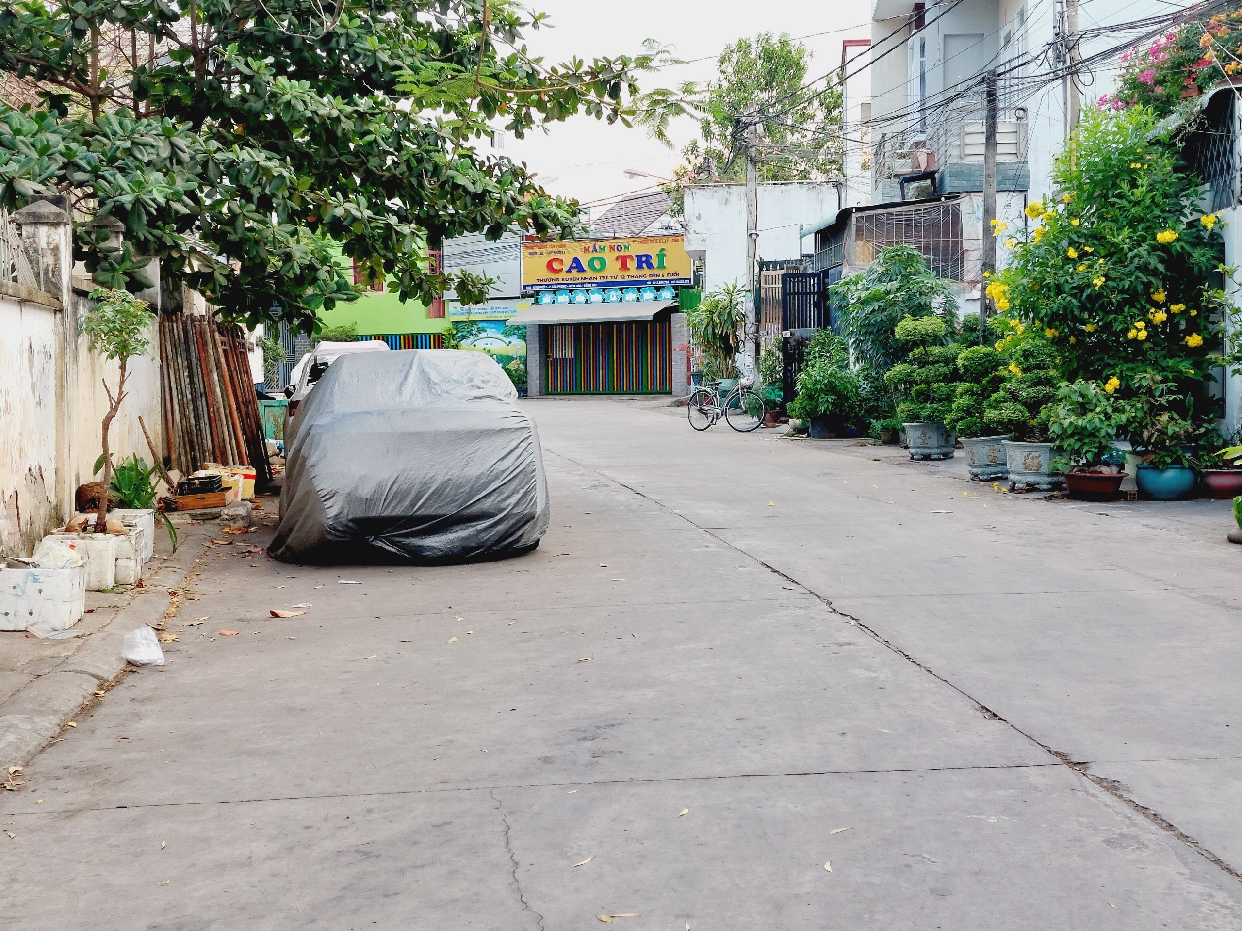 Chính chủ gửi cho thuê nhà gần Uỷ Ban phường Tân Phong, ngang 6m, nở hậu 8