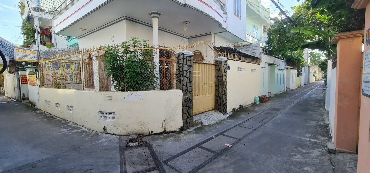 Bán nhà 2 tầng Căn góc đường Hồ Xuân Hương, Phước Hoà, Nha Trang 1