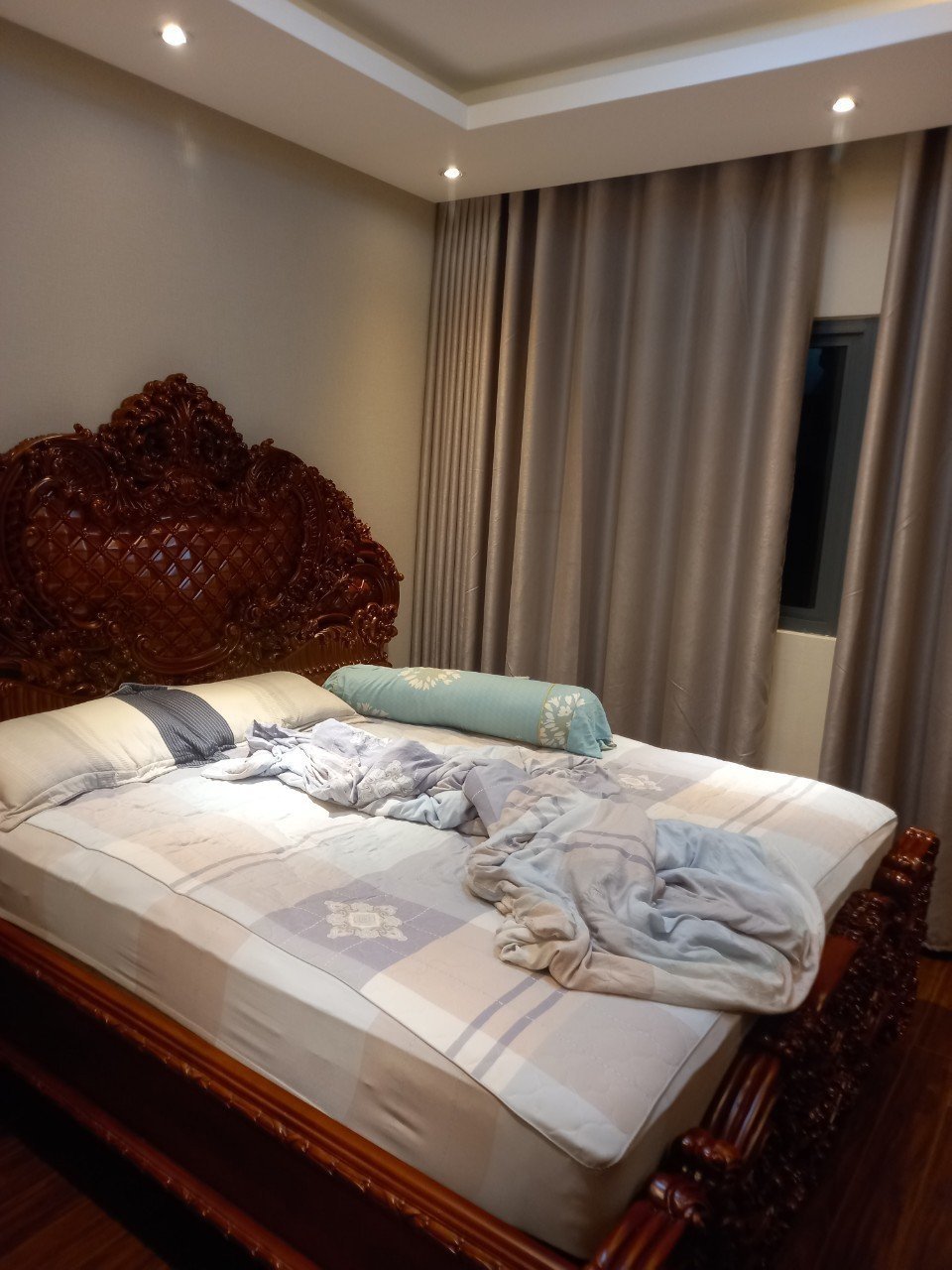 Bán nhanh căn hộ chung cư Mulberry Lane 2PN,full đồ, nhà đẹp hướng mát, có slot ô tô