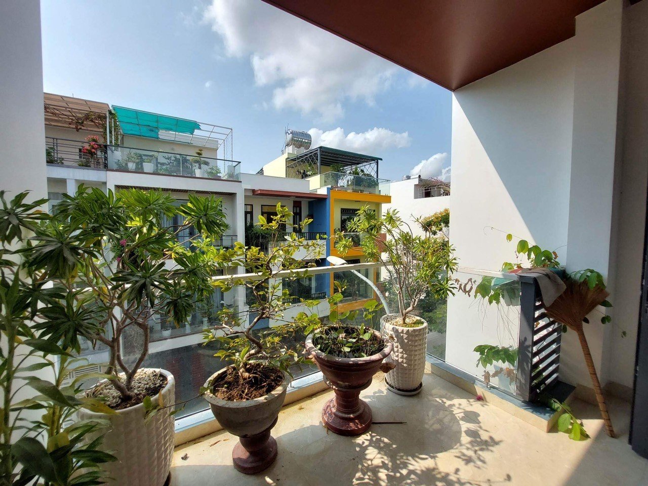 Nhà mới 3 tầng đường B3, KĐT VCN Phước Long 1 - Nha Trang