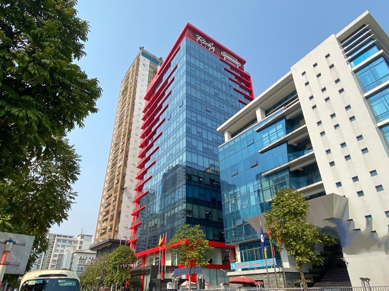 Cho thuê Văn phòng đường Mạc Thái Tổ, Phường Trung Hòa, Diện tích 440m², Giá 330 Nghìn/m²/tháng
