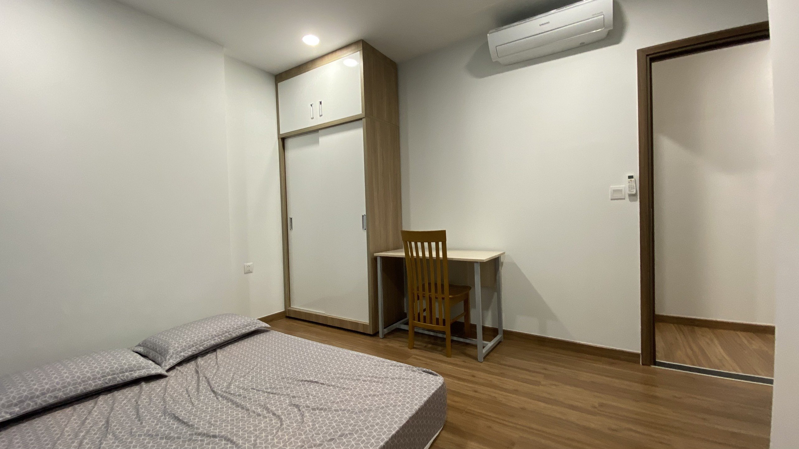 Cho thuê Căn hộ chung cư  3 phòng ngủ dự án Eco Green Sài Gòn, Diện tích 90m², Giá Thương lượng 12
