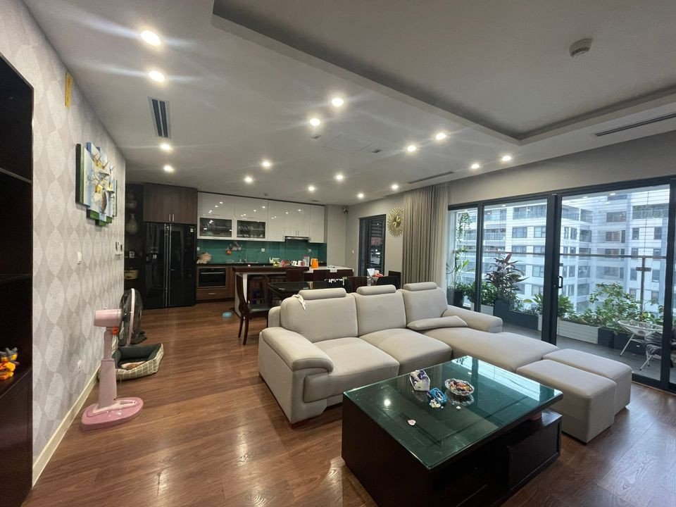 Bán căn hộ 3PN Imperia Garden, DT 108m2, toà C tầng 24 - view nội khu, giá 5.6 tỷ. LH 036.697.6888 3