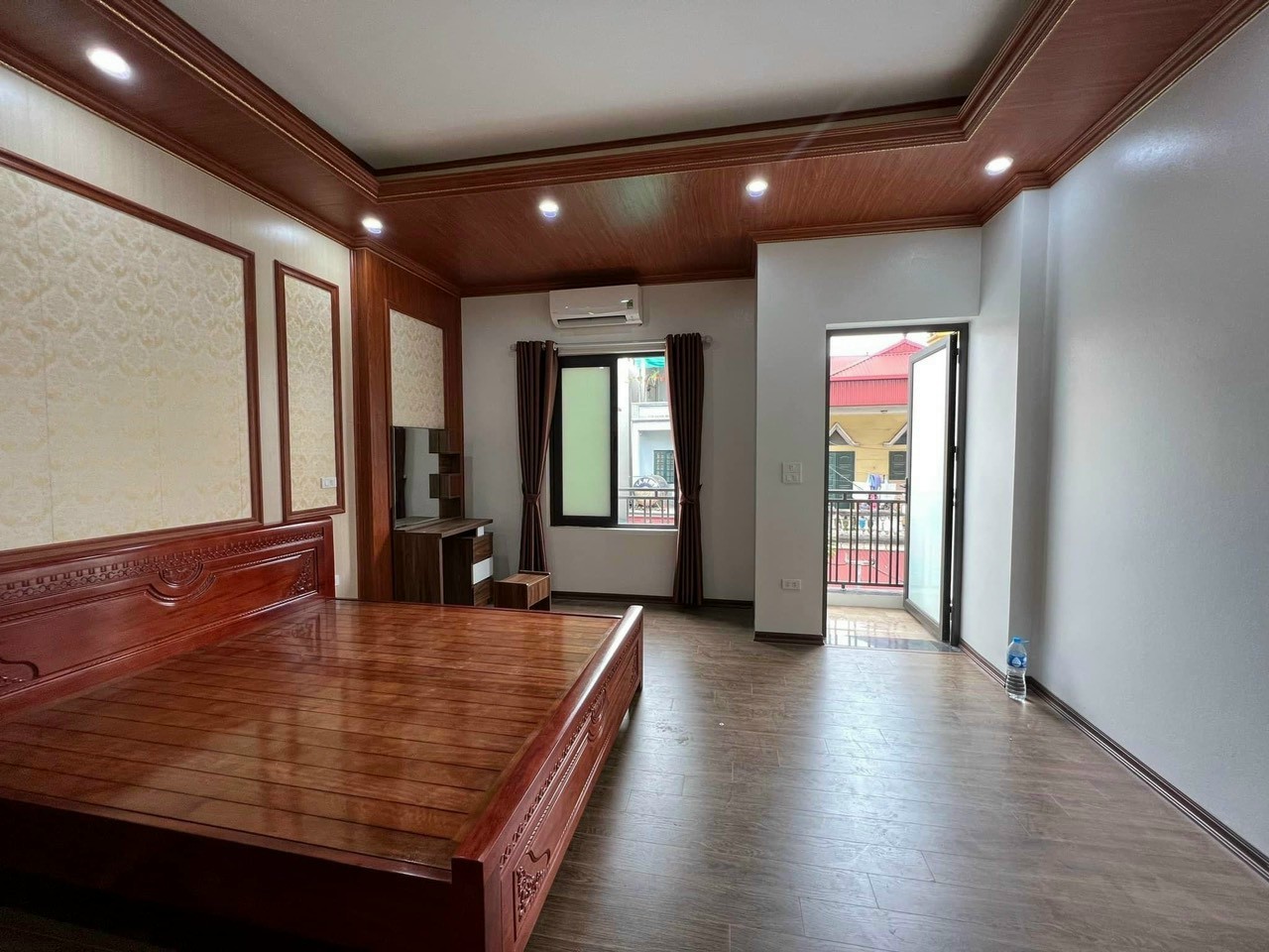 Cần bán Nhà mặt tiền đường Cổ Linh, Phường Thạch Bàn, Diện tích 52m², Giá 6.200.000.000 Tỷ 3
