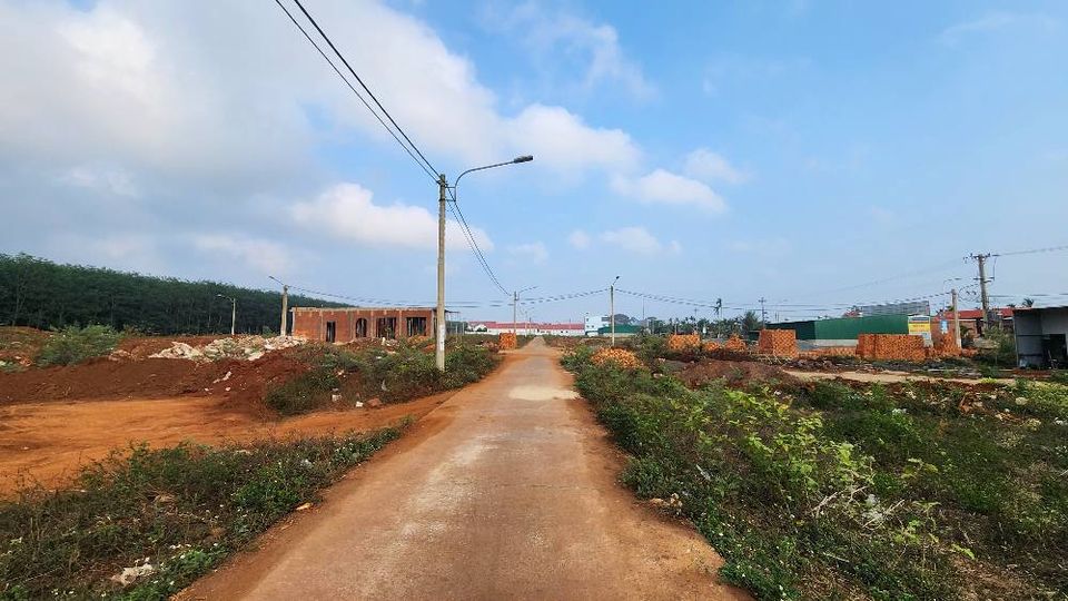 Bán đất khu bàn cơ Phú Lộc chỉ 5tr/m2 sẵn sổ tại Krông Năng 3