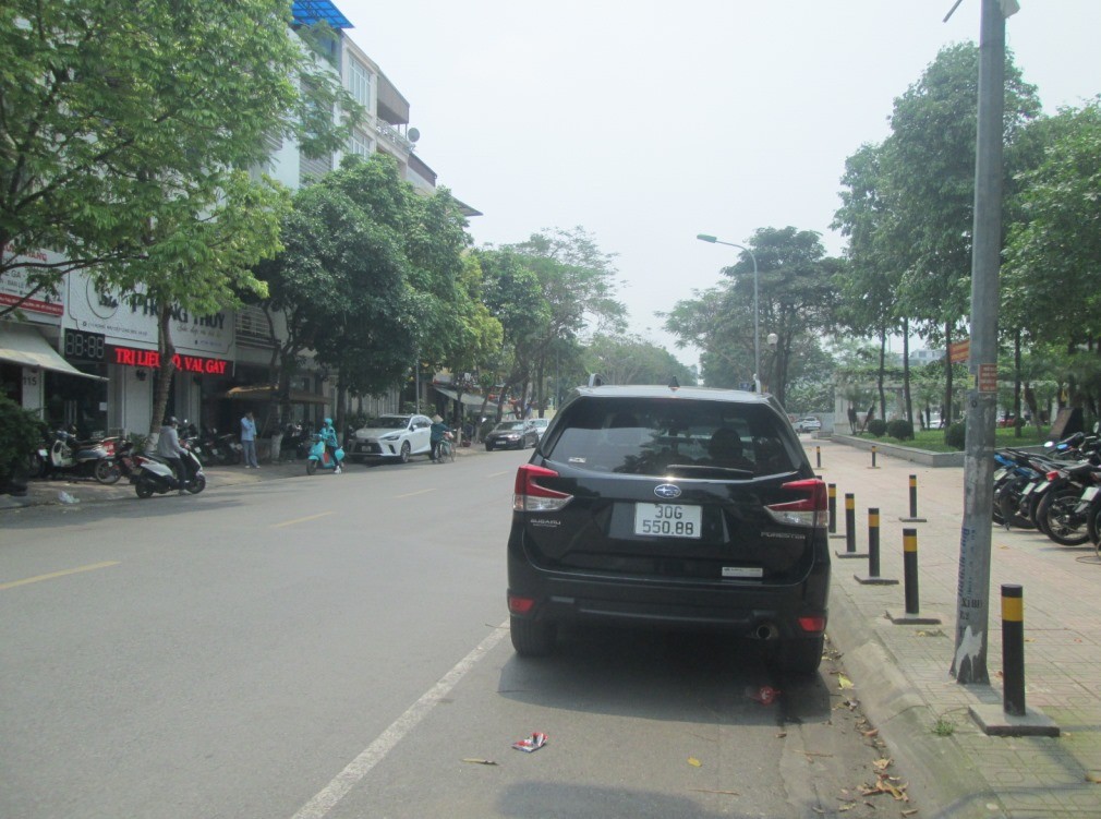 Mặt phố Hoàng Như Tiếp sầm uất gần BV Tâm Anh, gần phố Nguyễn Văn Cừ, MT rộng 105m2 chỉ 20.9 tỷ. 1