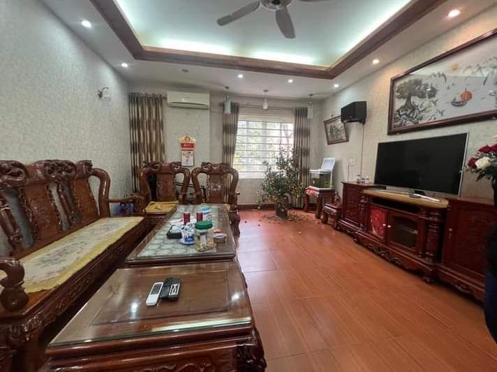 Tôi bán nhà liền kề KĐT Văn Quán gần hồ Văn Quán 80m2 chỉ 13.68 tỷ. LH 0989.62.6116 1