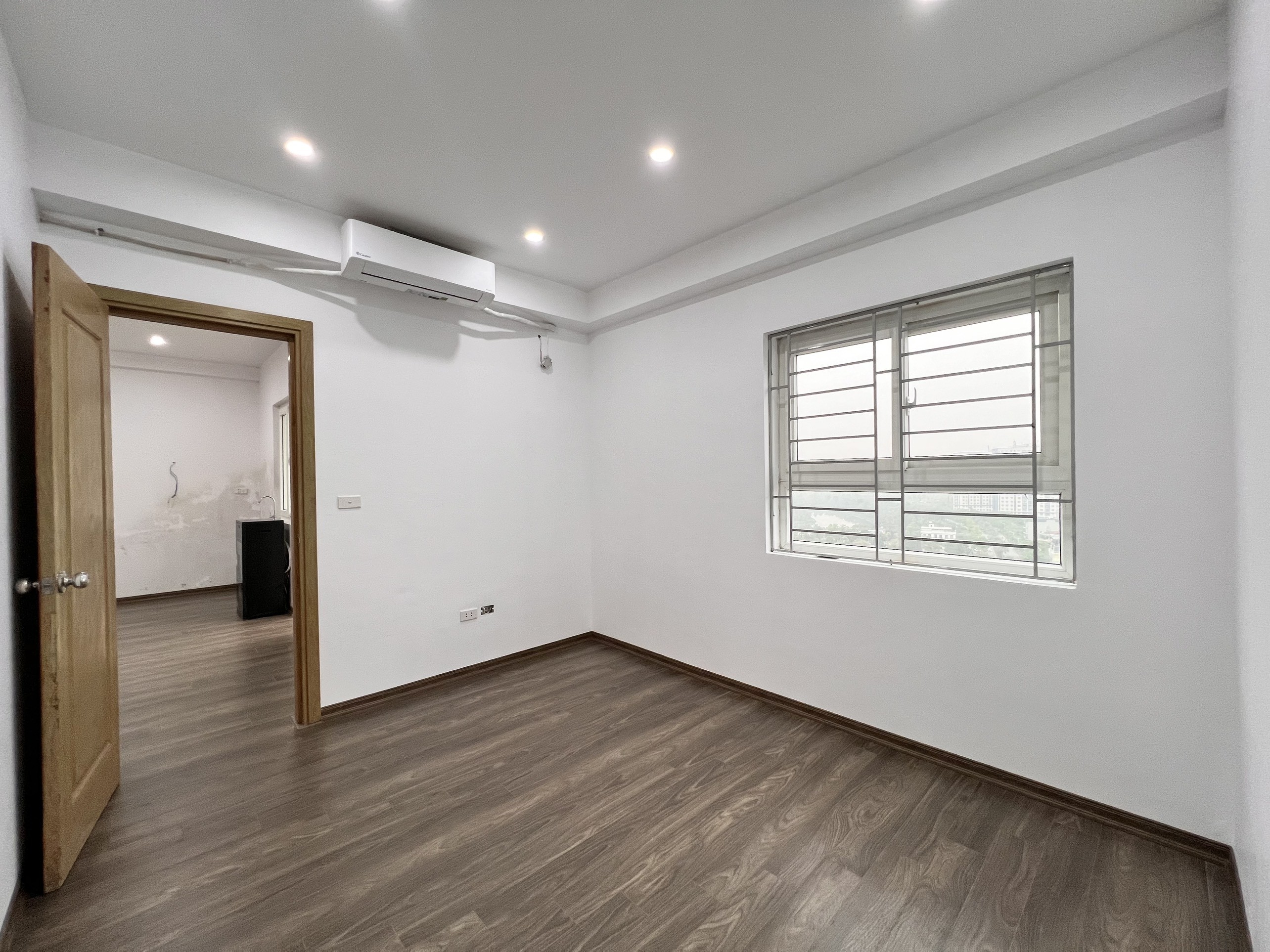 Cần bán gấp căn hộ 77m, view Hồ, full nội thất mới tại KDT  Thanh Hà Cienco 5 2