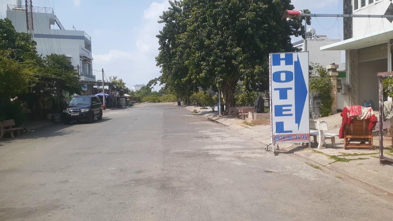 Cần bán Nhà mặt tiền đường Nguyễn Duy Trinh, Phường Bình Trưng Tây, Diện tích 100m²,