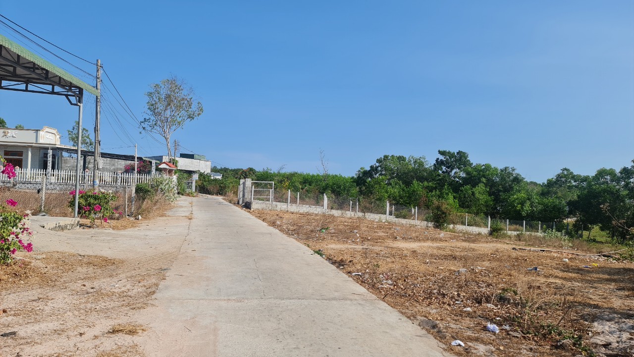 bán gấp 5x48 full thổ cư gần biển Cam Bình, xã Tân Phước, Thị Xã LaGi, Bình Thuận. Giá rẻ 3