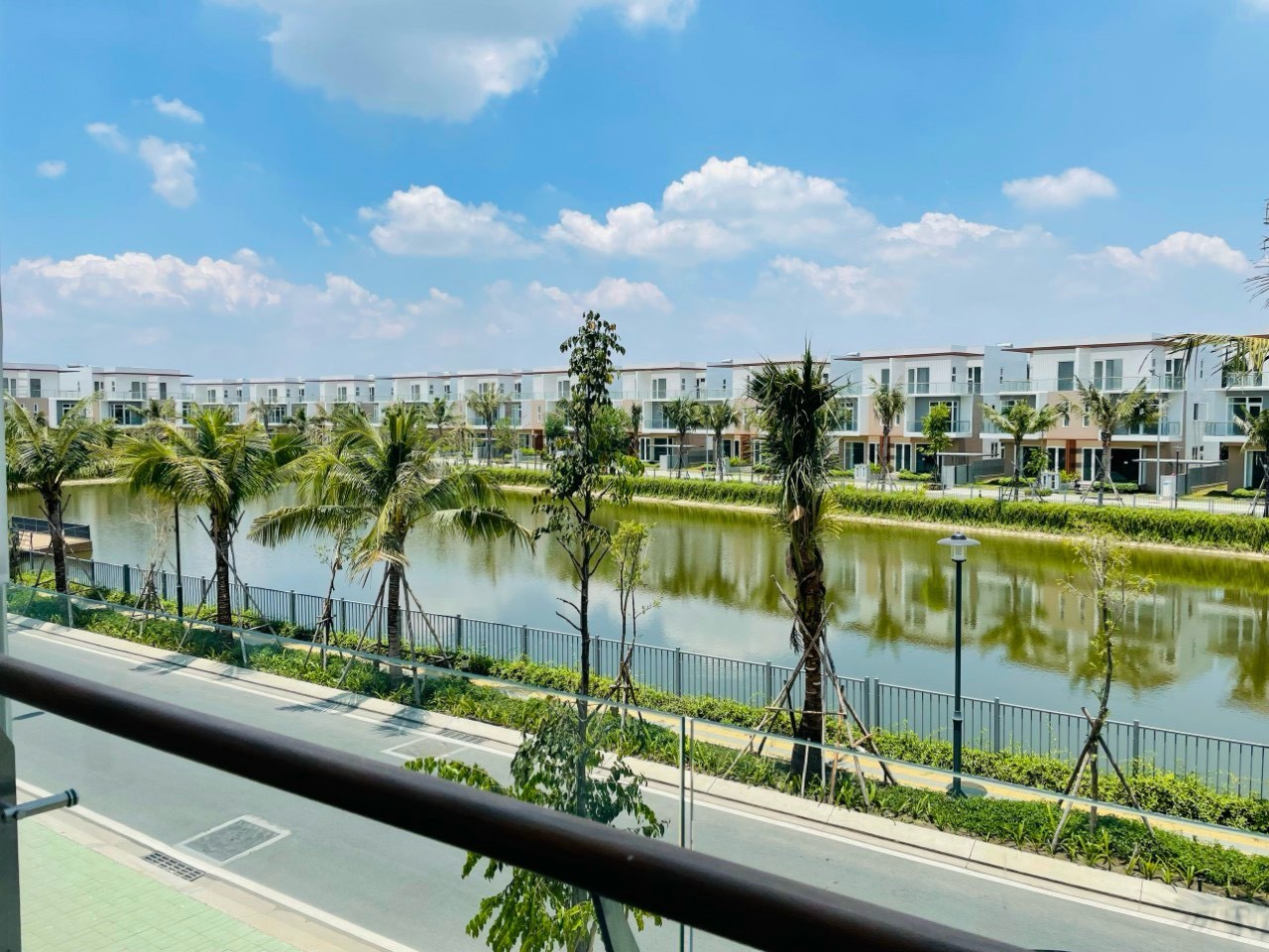 Cần bán Nhà mặt tiền Phường Phú Hữu, Quận 9, Diện tích 160m², Giá 9.7 Tỷ 4
