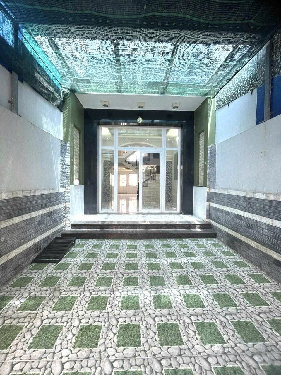 Cho thuê Nhà mặt tiền đường 7, Phường Hiệp Bình Chánh, Diện tích 200m², Giá 20 Triệu/tháng 2