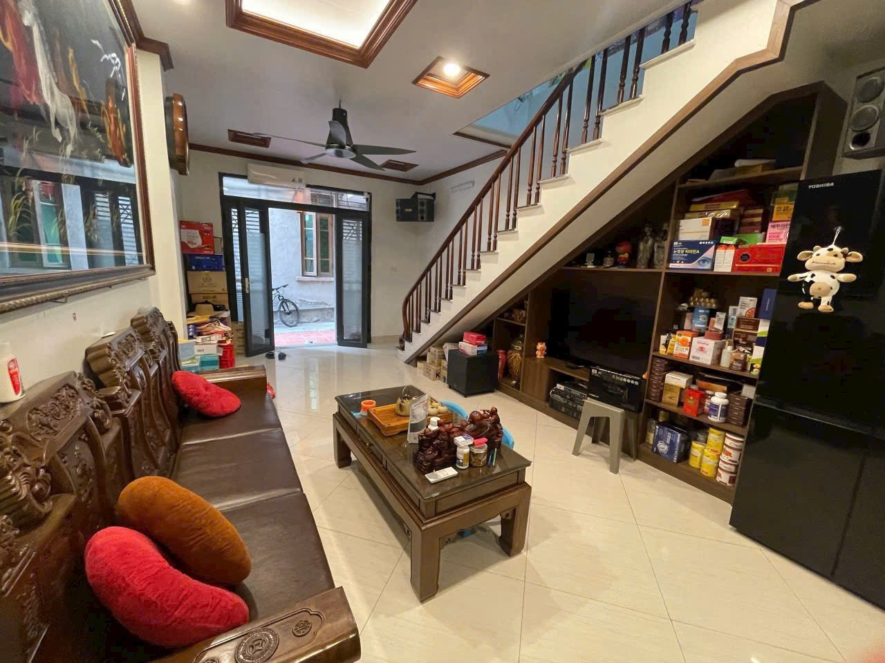 Cần bán Nhà mặt tiền đường Cổ Linh, Phường Long Biên, Diện tích 40m², Giá 6.750.000.000 Tỷ 2