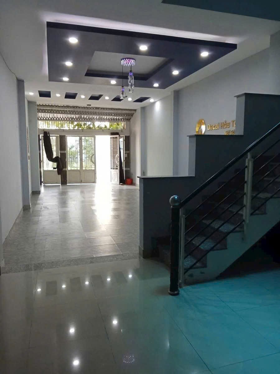 Cho thuê Nhà mặt tiền dự án Khu dân cư Hồng Long, Diện tích 300m², Giá 16 Triệu/tháng 2