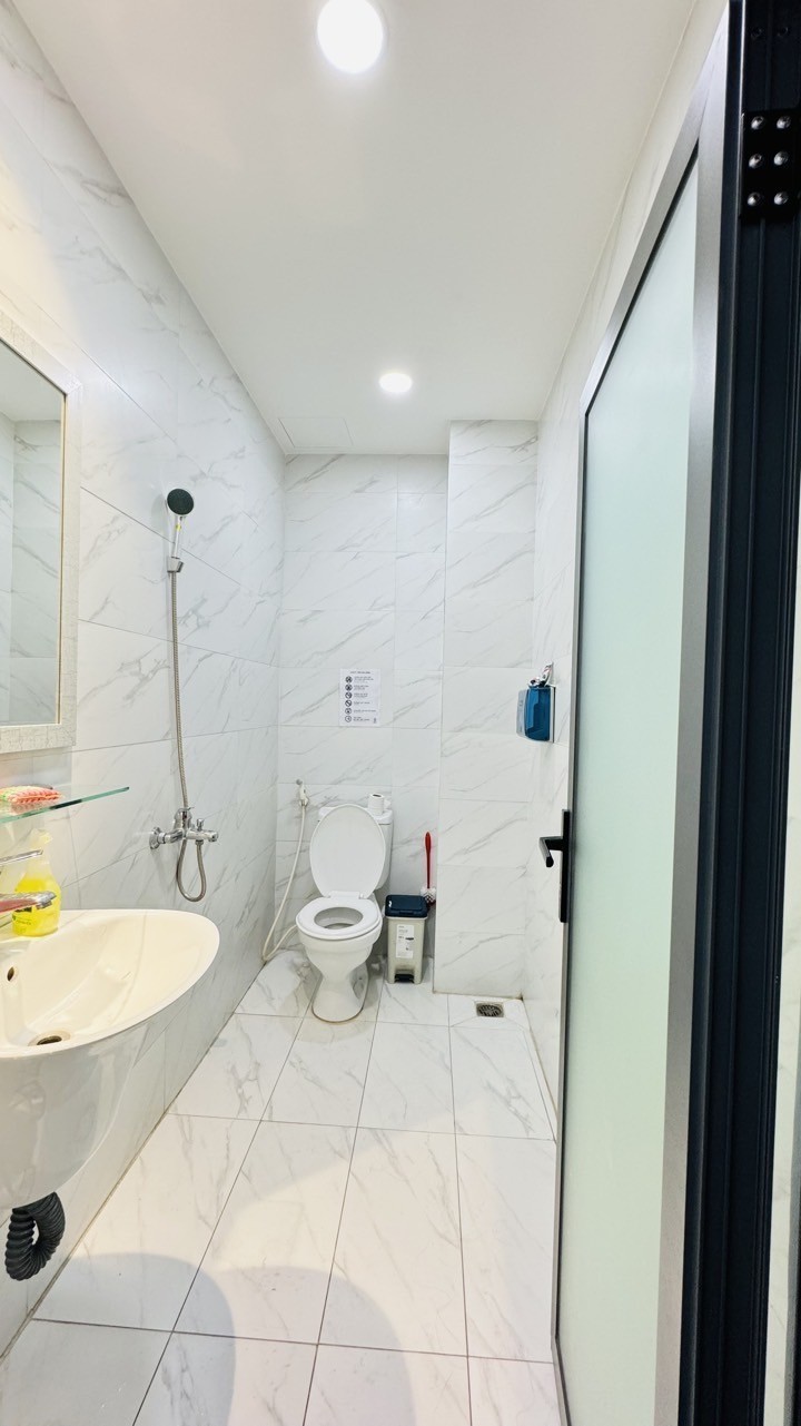 NHÀ 5 TẦNG MẶT TIỀN TRẦN HƯNG ĐẠO 64m2 (4 x 14) 7 PN - GIÁ 27T 4