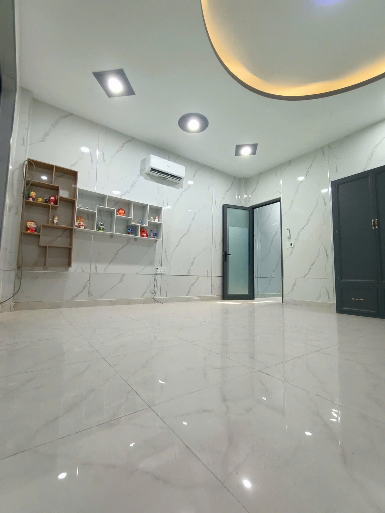 PHÙ HỢP Ở/ ĐẦU TƯ/KINH DOANH - NDTRINH Q95 TẦNG - 8PN - 61M2 - HXH 8m, GIÁ CHỈ 5.2T (TL) 4