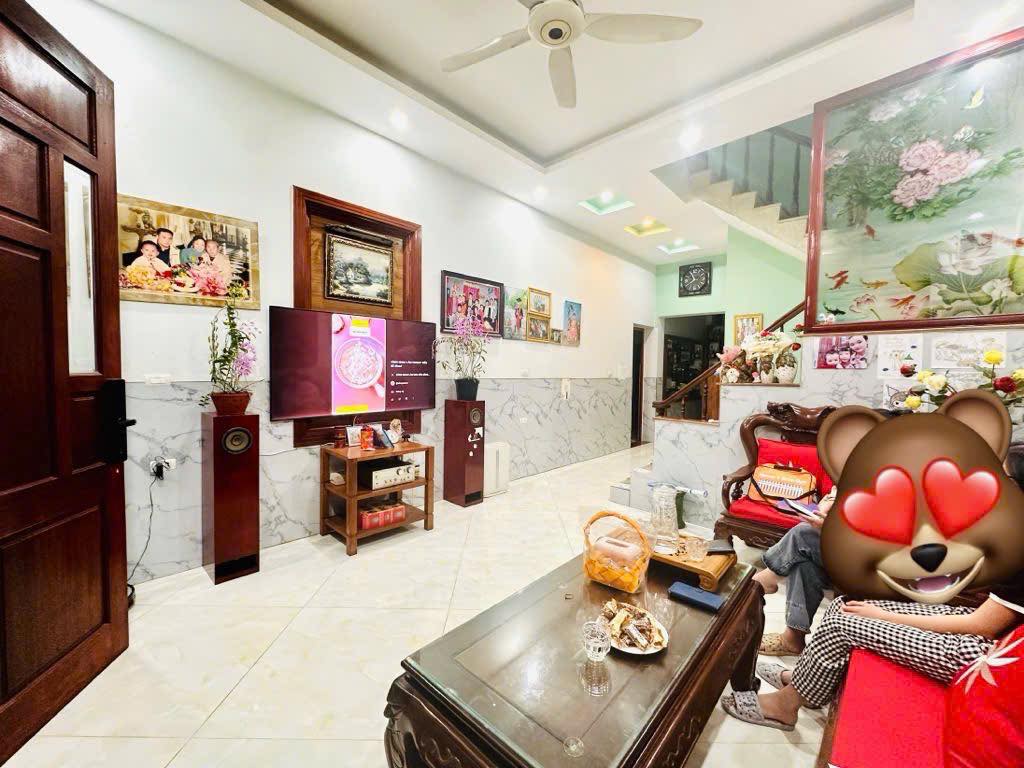 Cực Hiếm Đầu Tư Sinh Lời Phố Trần Khát Trân - Bán Đất Tặng 2 Nhà Xây 4 Tầng, 4