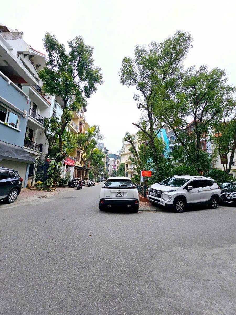 KHU VIP QUAN CHỨC-MẶT NGÕ ÔTÔ TRÁNH-90M 5T 31xTỶ-TIỆN ÍCH BẠT NGÀN-GIẢNG VÕ BA ĐÌNH 2