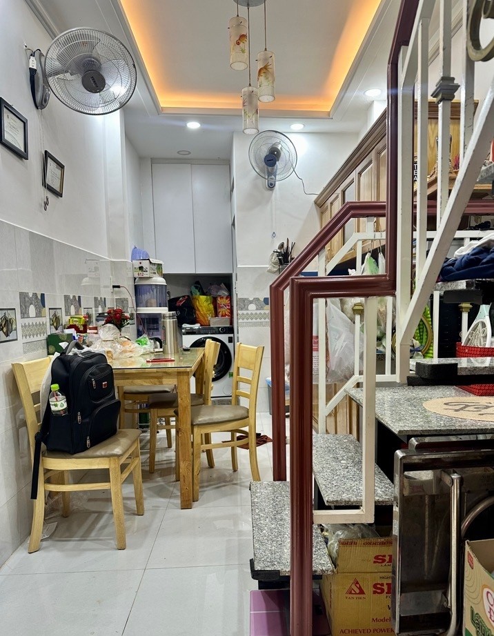 Nhà Đẹp 2 tầng 37m2 Lê Đức Thọ Phường 16 Gò Vấp Hồ Chí Minh có 3 tỏi x 3