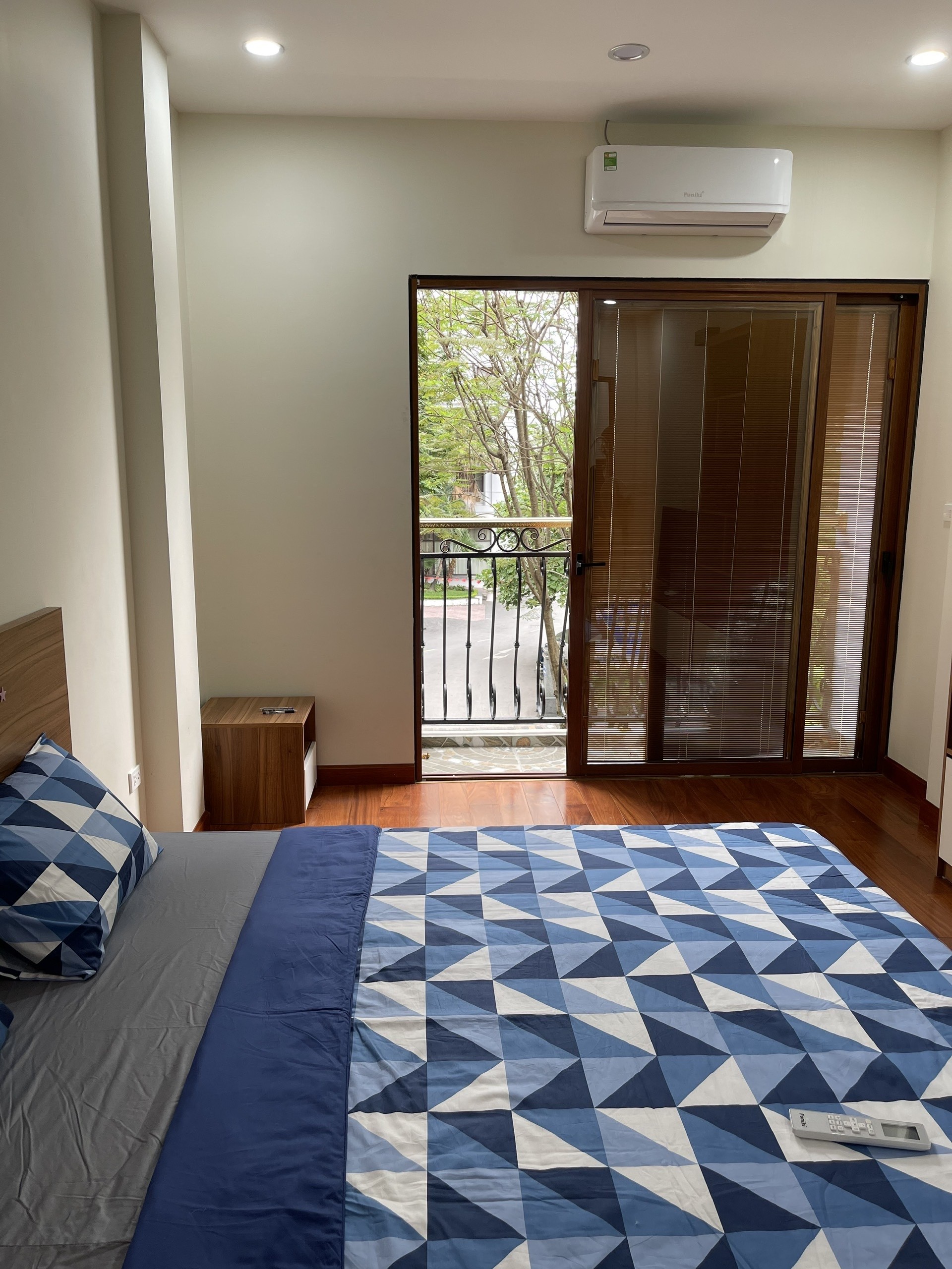 Cho thuê Căn Apartment 1N,1K Full đồ cực Vip tại Vạn Phúc, Kim Mã, Ba Đình. Chỉ 10tr 4