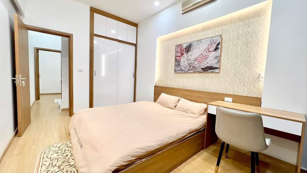 Bán nhà Lại Yên, Hoài Đức. 38m2 xây 4 tầng đầy đủ nội thất. Đối diện trường Edison School 5
